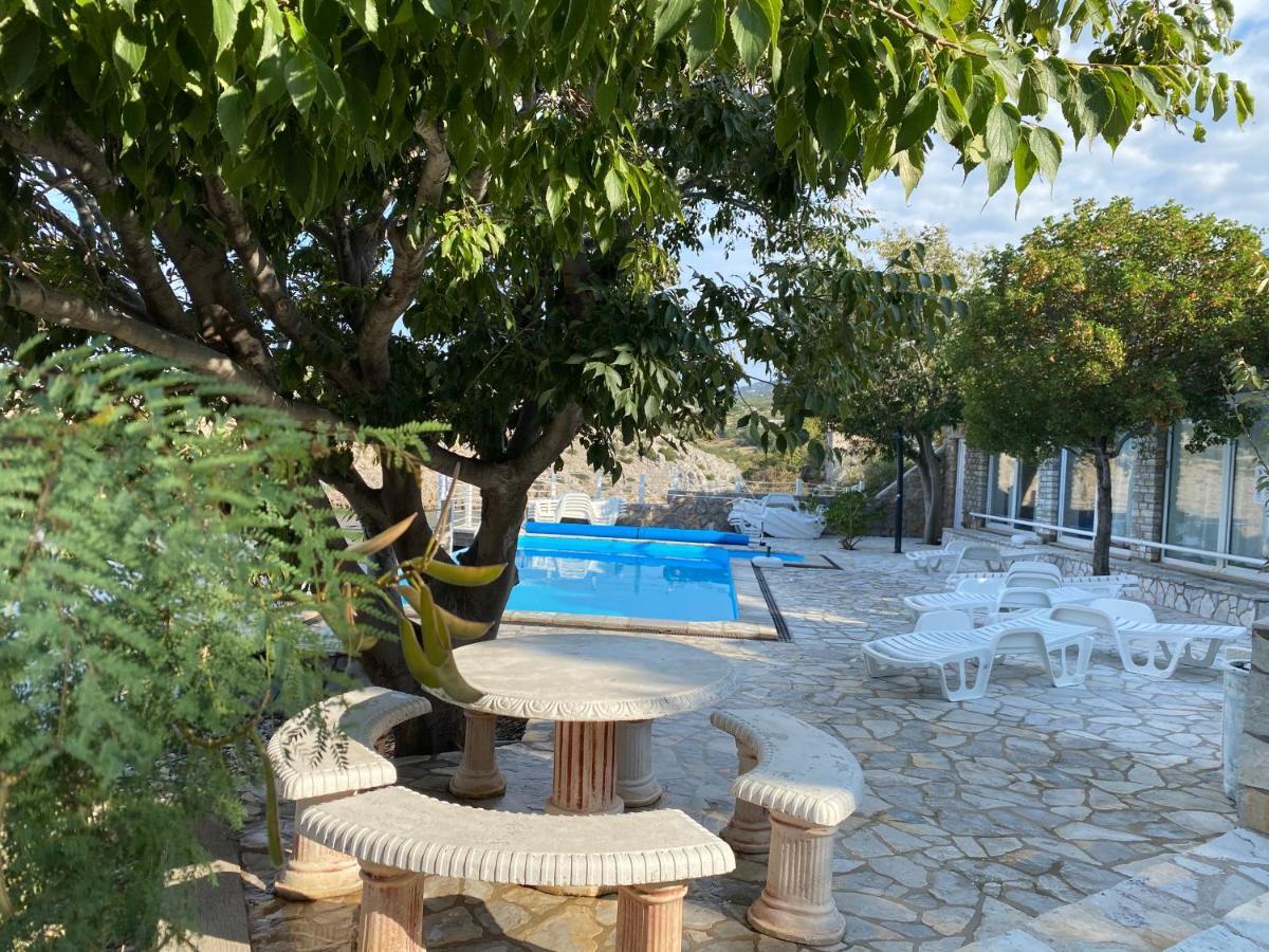 Resort Haus Toma เซซาริซา ภายนอก รูปภาพ